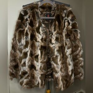 Adrienne Landau women’s XS coat